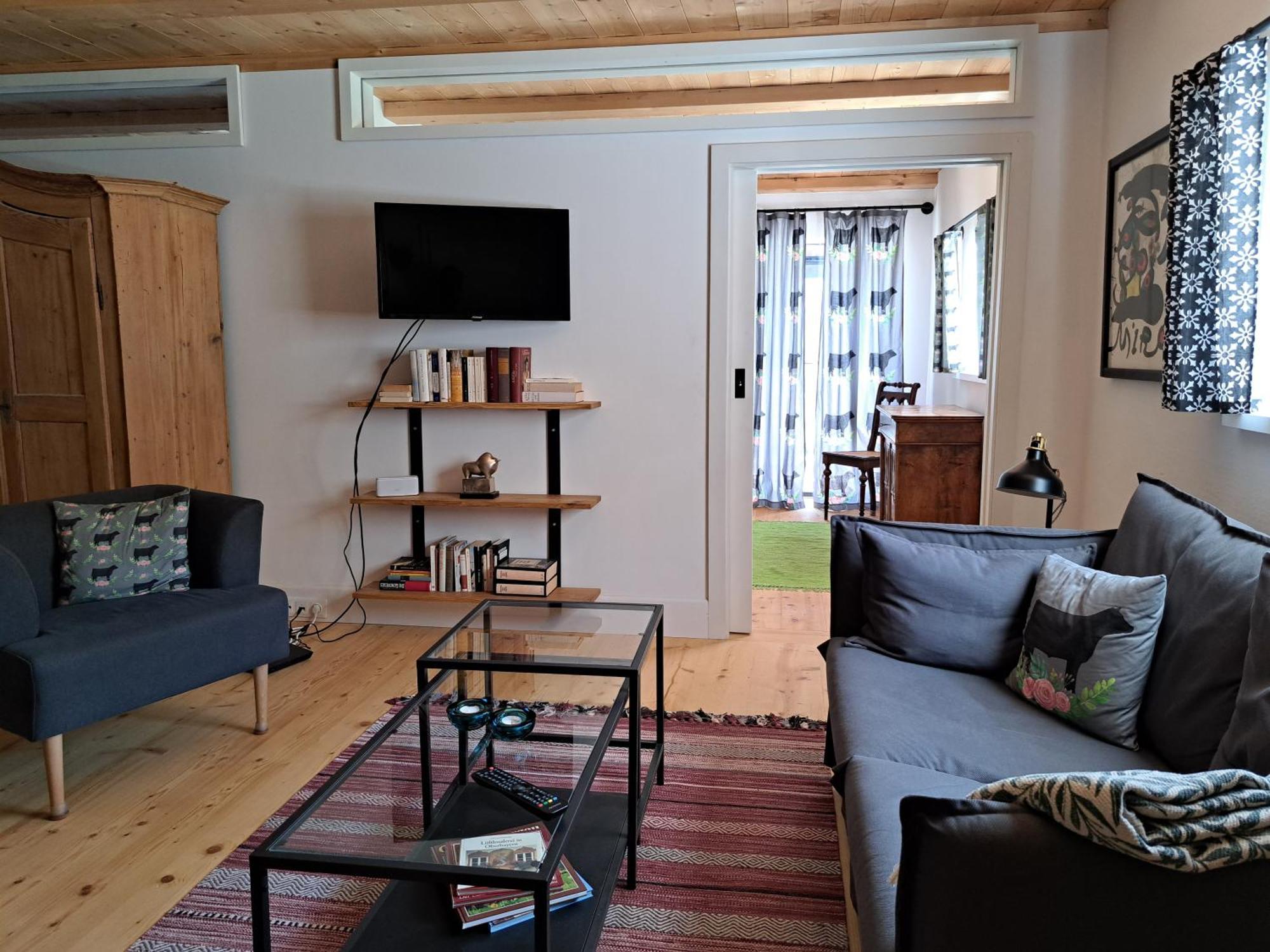 Neu! Ferienwohnungen Im Lueftlmalereck, Hennalahaus 오버아머가우 외부 사진