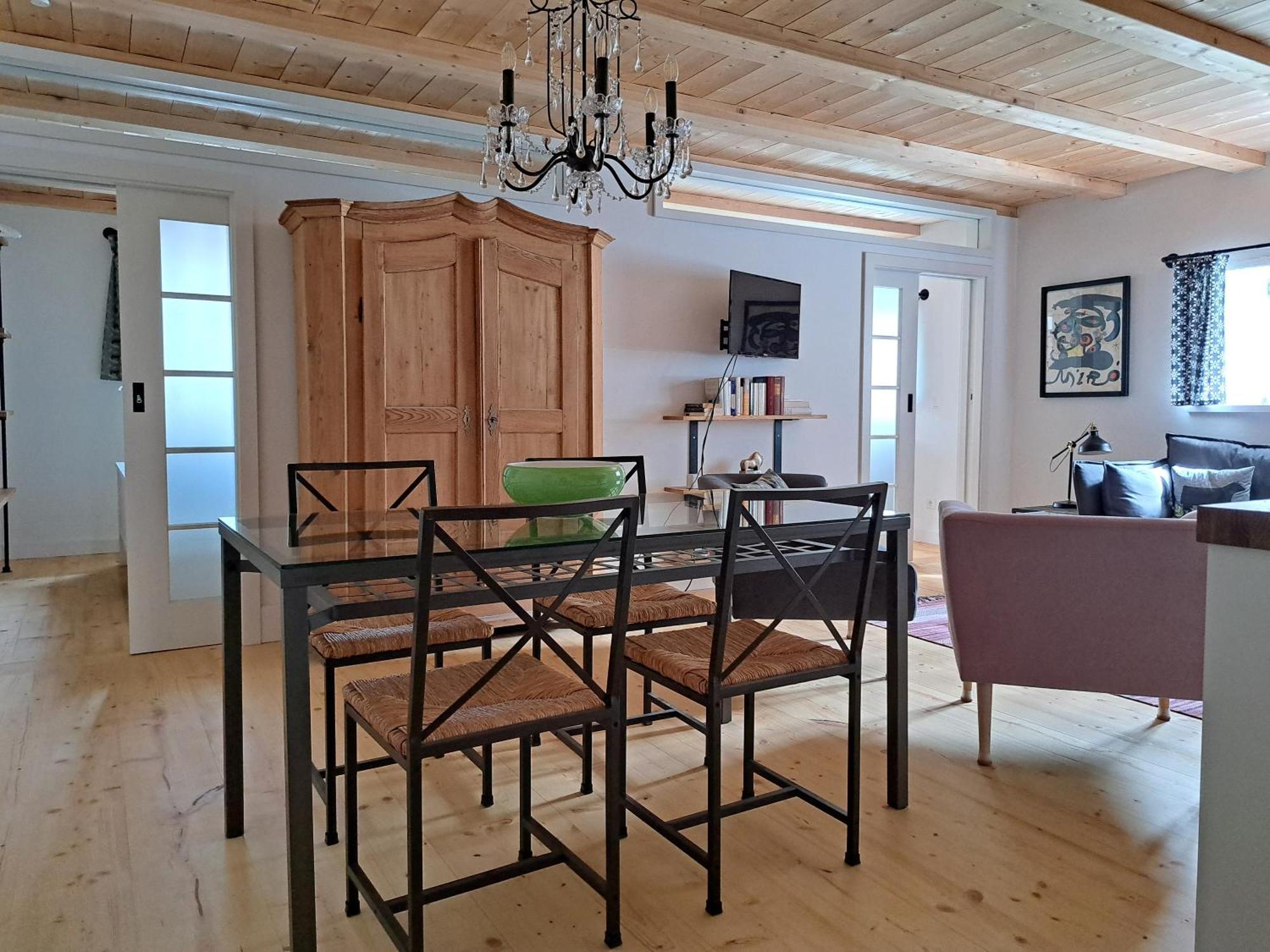 Neu! Ferienwohnungen Im Lueftlmalereck, Hennalahaus 오버아머가우 외부 사진