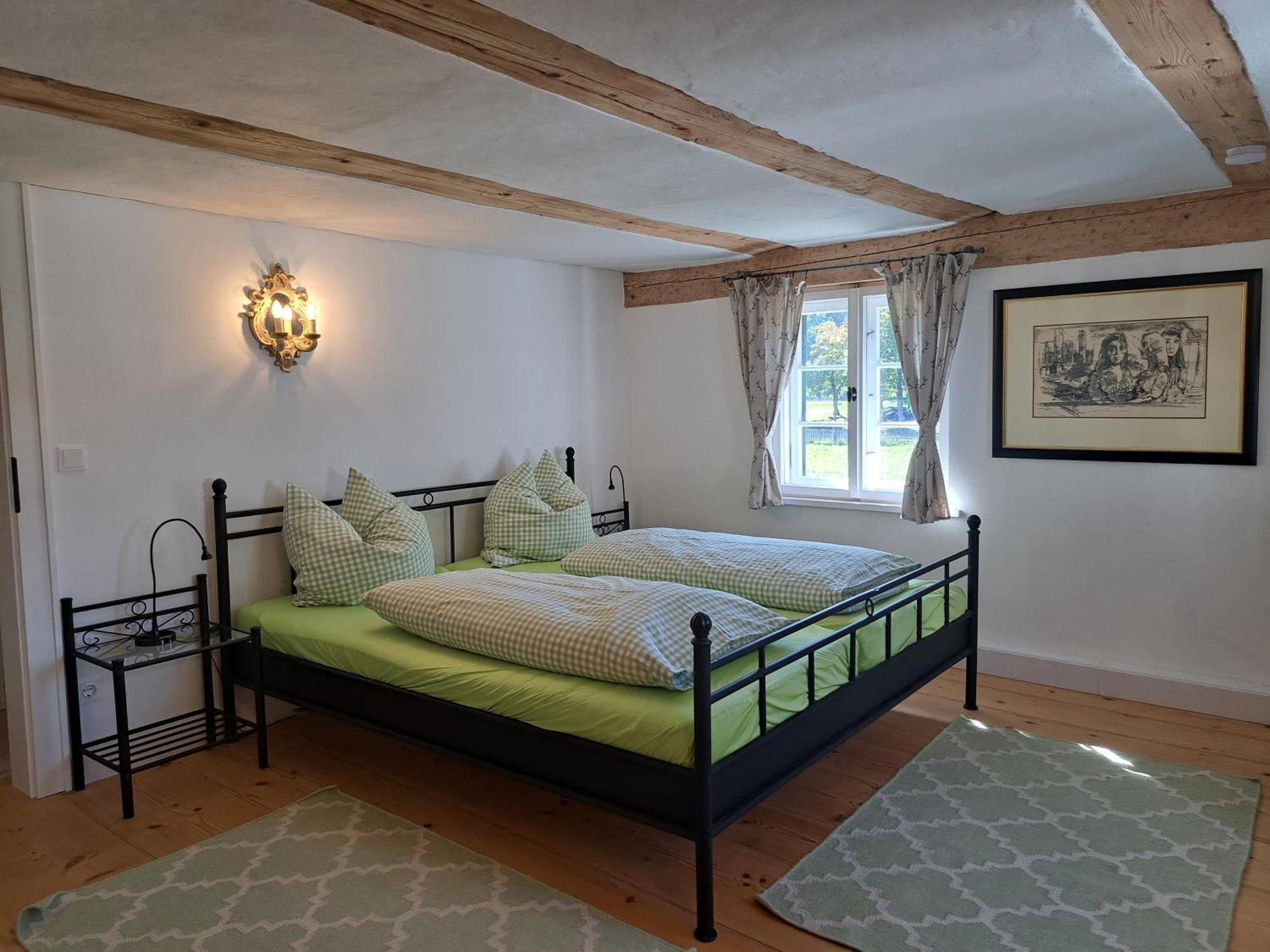 Neu! Ferienwohnungen Im Lueftlmalereck, Hennalahaus 오버아머가우 외부 사진