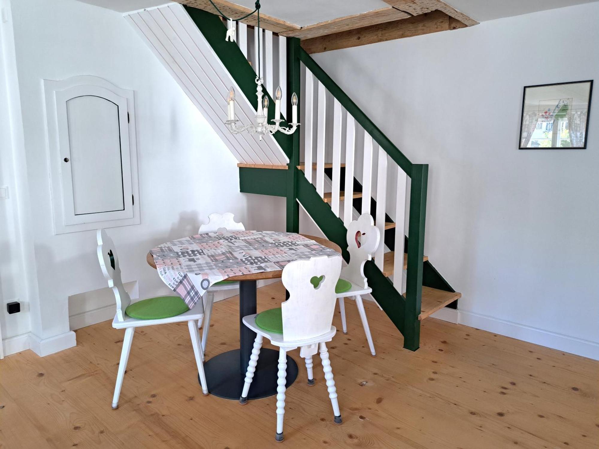 Neu! Ferienwohnungen Im Lueftlmalereck, Hennalahaus 오버아머가우 외부 사진