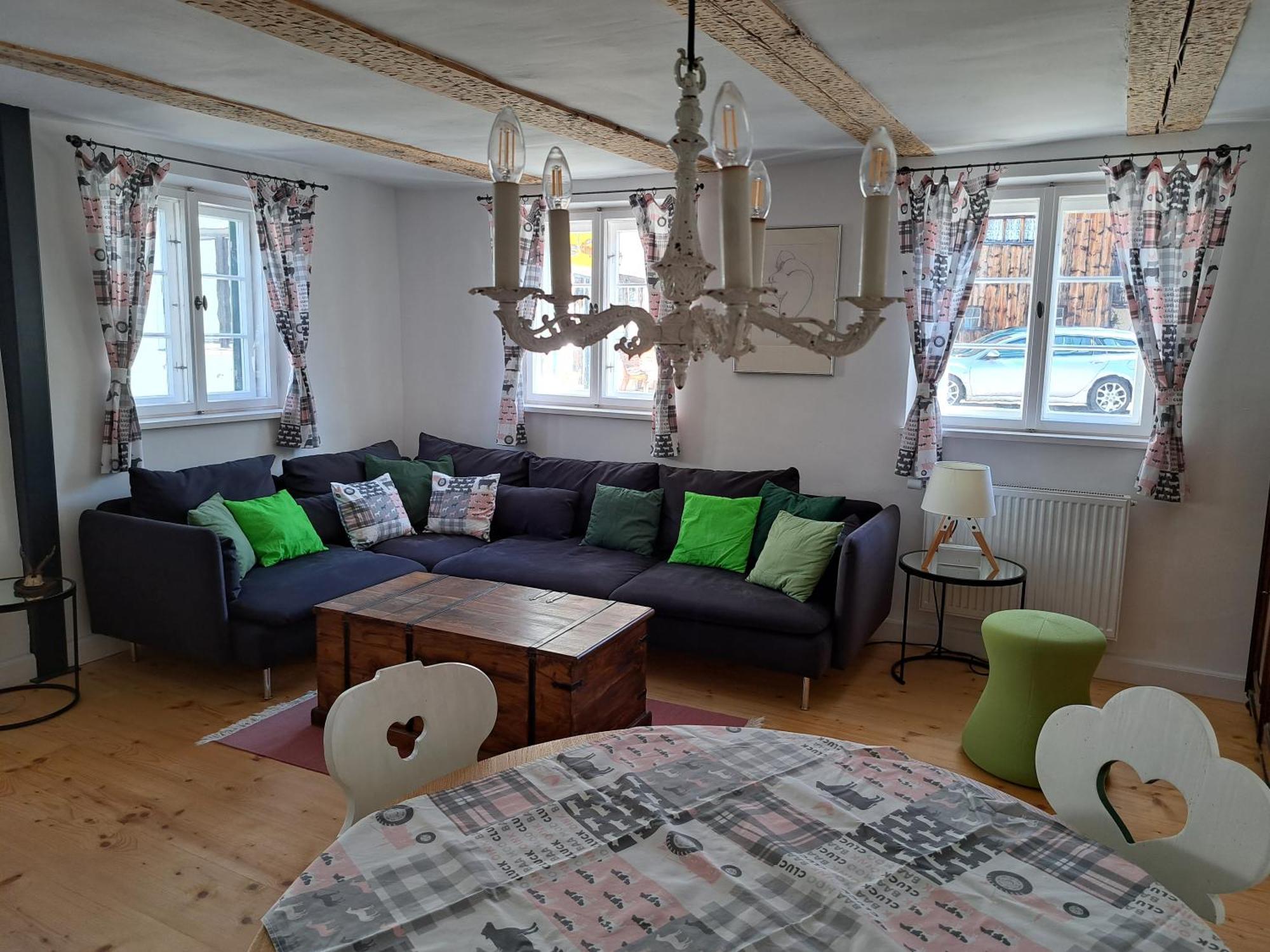 Neu! Ferienwohnungen Im Lueftlmalereck, Hennalahaus 오버아머가우 외부 사진